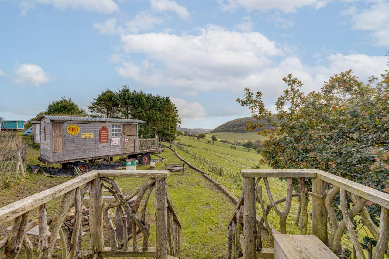 2X Double Bed - Glamping Wagon Dalby Forest Scarborough Dış mekan fotoğraf